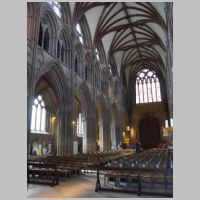 Lichfield Cathedral, photo Basher Eyre, Wikipedia.jpg